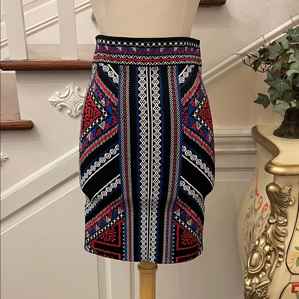 BCBGMaxAzria Vibrant Patterned Pencil Skirt